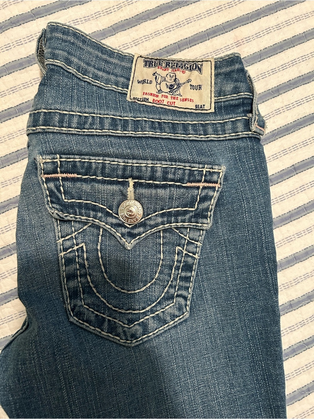 True Religion Women's Light Blue Boot Cut Jeans with Contrast Stitching - Picture 2 of 9